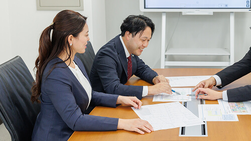 多彩な打ち手と選択力で、コスト最適化を実現する　イメージ