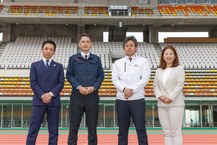 KUROKIRI STADIUM(宮崎県山之口陸上競技場)
